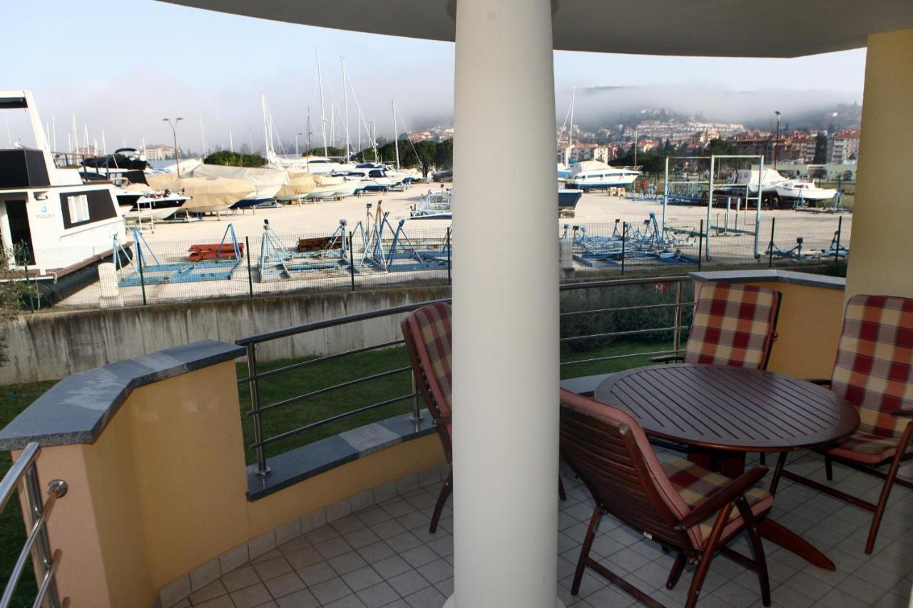 Garbin 711 Marina Portoroz Apartment ภายนอก รูปภาพ